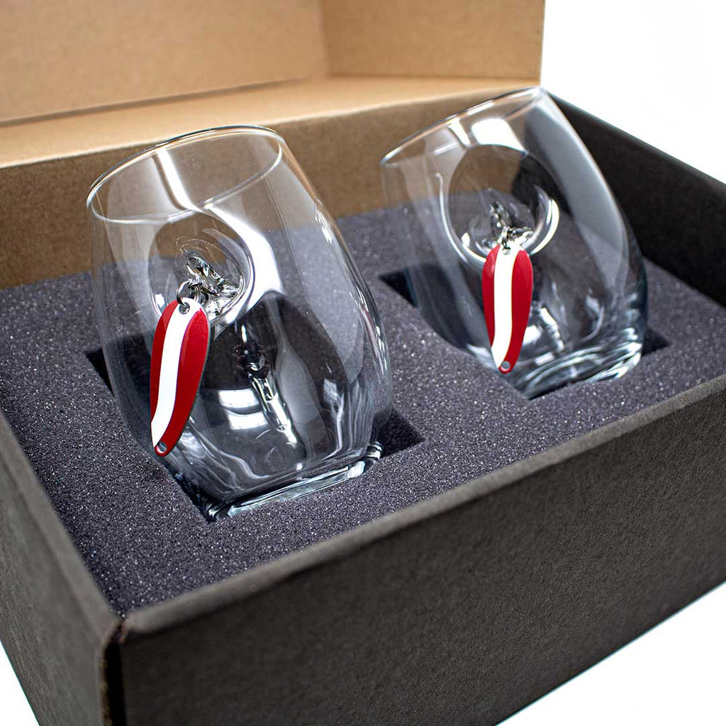 Vaso para Vino con señuelo de pesca